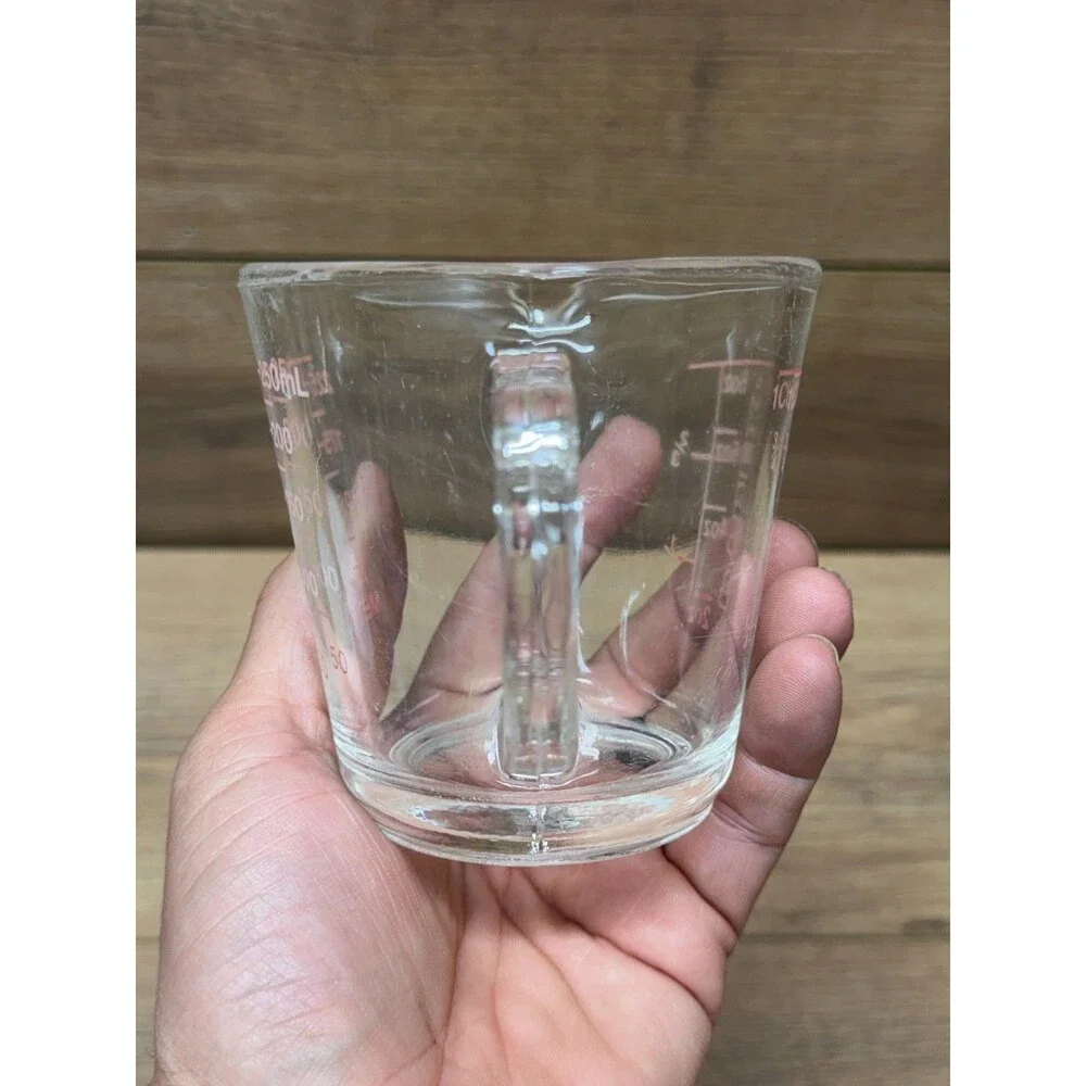 PYREX #508 Small Red Letter Glass Measuring Cup D Handle 8oz 1 Cup - Vintage
